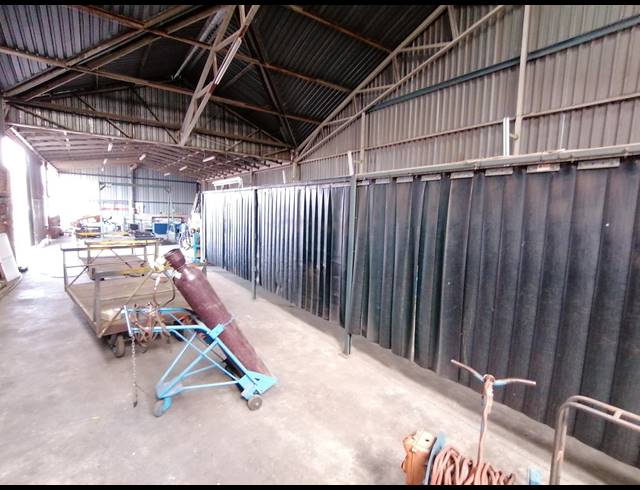 1,335M² WAREHOUSE FOR SALE IN ANDERBOLT